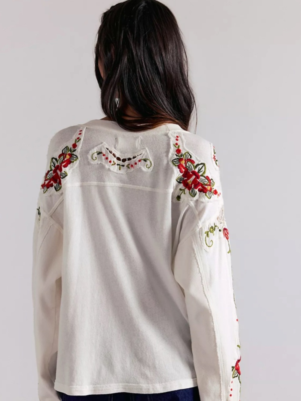We The Free Lilith Tee CROPPED - Picture 3 of 15